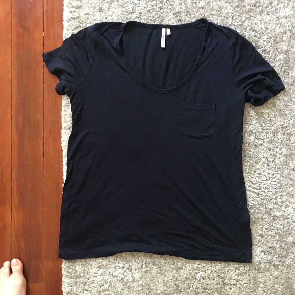 Soft short sleeve shirt.